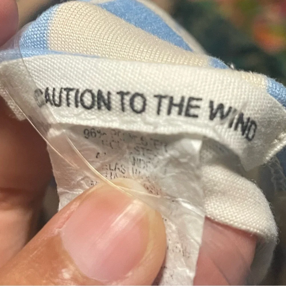 Caution to the Wind Floral Maxi Dress Women’s Size M - Picture 8 of 9